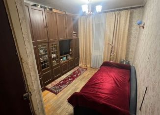 Продам 3-ком. квартиру, 58 м2, Санкт-Петербург, проспект Ветеранов, 143к1, муниципальный округ Сосновая Поляна