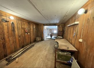 Продам гараж, 30 м2, Тюмень, улица Ветеранов Труда, 36А