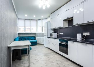 Продается 2-комнатная квартира, 71 м2, Краснодар, улица Цезаря Куникова, 24к2, Прикубанский округ