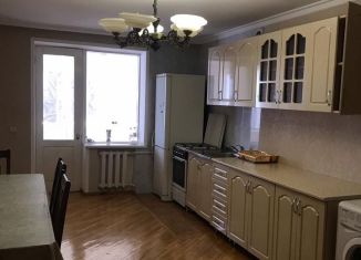 Сдам в аренду 4-ком. квартиру, 160 м2, Северная Осетия, Весенняя улица, 11к1