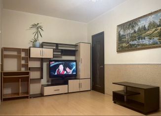 Продам 2-ком. квартиру, 45 м2, Брянск, проспект Ленина, 12