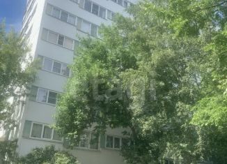 Продается 2-комнатная квартира, 45.5 м2, Санкт-Петербург, улица Солдата Корзуна, 42, метро Проспект Ветеранов