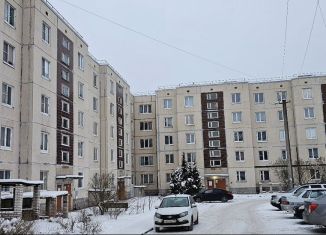 Сдается 1-комнатная квартира, 37 м2, Луга, улица Миккели, 11