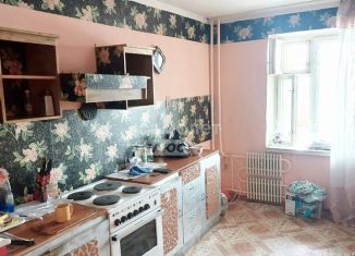 Продажа 3-ком. квартиры, 74 м2, Кирово-Чепецк, улица Мелиораторов, 28/1