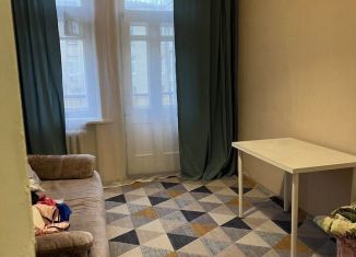 Сдам в аренду комнату, 13 м2, Москва, улица Петра Романова, 9