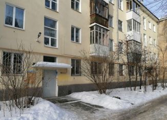 Продажа 2-комнатной квартиры, 42.4 м2, Екатеринбург, Коуровская улица, 26, метро Уральская