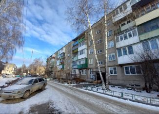 Продажа 2-ком. квартиры, 48 м2, Бор, улица Чайковского, 18