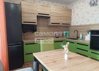 Продажа 2-ком. квартиры, 50 м2, Одинцово, Рябиновая улица, 1к1