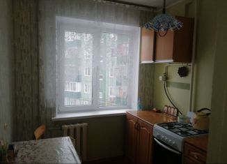 Продам 3-комнатную квартиру, 61.3 м2, Курская область, улица Ленина, 40к1