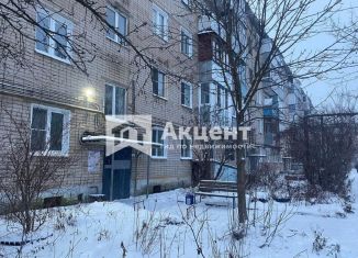 Продам 1-ком. квартиру, 30 м2, Кохма, улица Кочетовой, 34