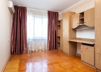 Продается 2-ком. квартира, 43.5 м2, Краснодар, улица имени Дзержинского, 101