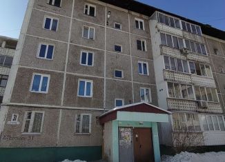 Продаю двухкомнатную квартиру, 52 м2, Усолье-Сибирское, проспект Красных Партизан, 31