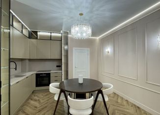 Продается 2-ком. квартира, 65 м2, Краснодар, улица Чкалова, 8, улица Чкалова