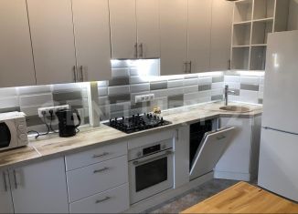 Продаю однокомнатную квартиру, 36.6 м2, деревня Красный Поселок, деревня Красный Посёлок, 3