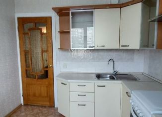 Продам 3-комнатную квартиру, 62.5 м2, Омск, улица 70 лет Октября, 20, Кировский округ