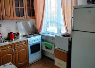 Продается 3-комнатная квартира, 58 м2, Искитим, микрорайон Южный, 4