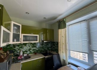 Продажа 2-комнатной квартиры, 50 м2, Волгоград, улица Богданова, 1/1