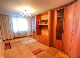 2-комнатная квартира в аренду, 45 м2, Москва, Болотниковская улица, 38к3, район Зюзино