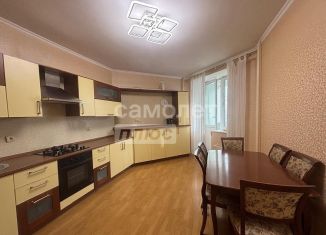Продается 2-комнатная квартира, 88 м2, Чехов, улица Чехова, 2А