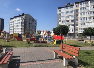 Продам 2-комнатную квартиру, 66 м2, Калининград, Рассветная улица, 27