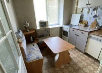 Продам 2-ком. квартиру, 42 м2, Челябинск, Советский район, улица Плеханова, 47