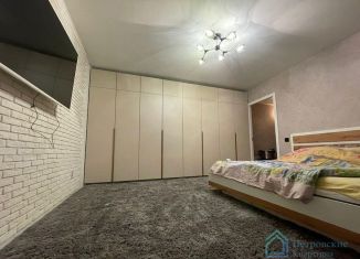 Продается 2-ком. квартира, 45.2 м2, Санкт-Петербург, Фрунзенский район, Купчинская улица, 19к3