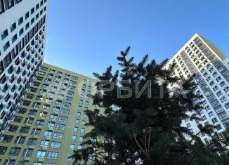 3-комнатная квартира на продажу, 83.4 м2, Тюмень, Полевая улица, 117к4, ЖК Озёрный Парк