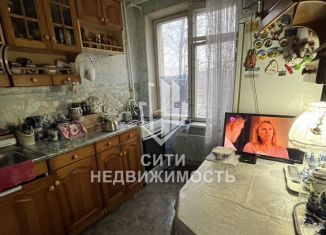 Продаю 3-ком. квартиру, 55 м2, Москва, Профсоюзная улица, 53, район Черёмушки