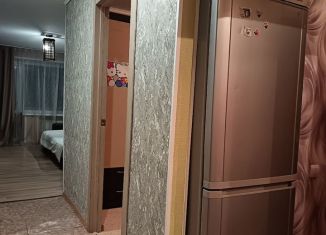 Сдам трехкомнатную квартиру, 64 м2, Красноярск, улица Крупской, 10Б, Октябрьский район