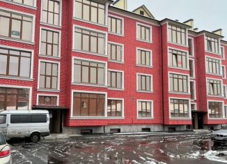 Продам однокомнатную квартиру, 45 м2, Нальчик, улица Шогенова, 75А