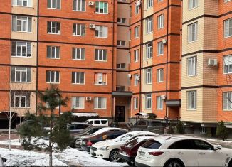 Продажа двухкомнатной квартиры, 77 м2, Каспийск, проспект М. Омарова, 14А