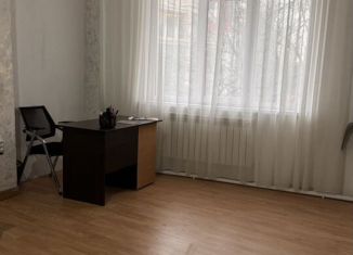 Сдам в аренду офис, 30 м2, Махачкала, улица Ирчи Казака, 154