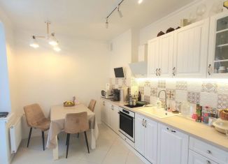 Продается 3-комнатная квартира, 75 м2, Калининград, Батальная улица, 98, ЖК Стерео