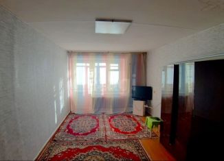 Продается 1-ком. квартира, 32 м2, Лесной, улица Кирова, 18