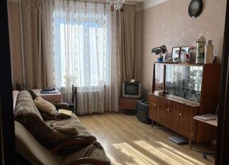 Продается двухкомнатная квартира, 49 м2, Луга, улица Тоси Петровой, 9