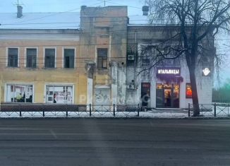 Продаю торговую площадь, 90 м2, Брянск, улица Калинина, 74, Советский район