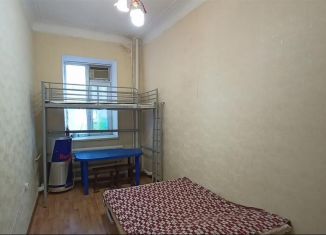 Сдаю комнату, 15 м2, Краснодар, улица Фрунзе, 20