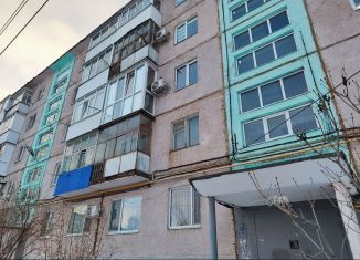 Продаю 3-комнатную квартиру, 55 м2, рабочий посёлок Соколовый, микрорайон ДОС, 11