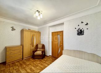 Продается трехкомнатная квартира, 64 м2, Самара, Торговый переулок, 7, метро Алабинская