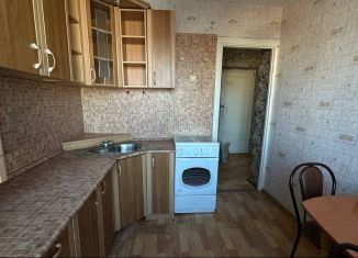 Продается 1-ком. квартира, 33 м2, Заводоуковск, Глазуновская улица, 5