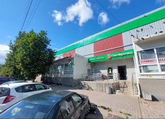 Продам торговую площадь, 900 м2, Псков, улица Киселёва, 16