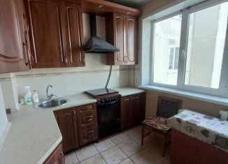 Продается трехкомнатная квартира, 60 м2, Курск, улица Серёгина, 30