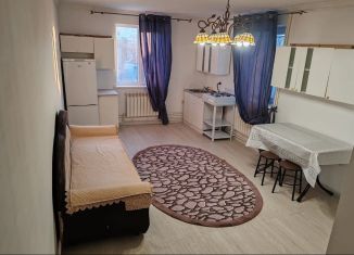 Сдам 2-комнатную квартиру, 50 м2, Махачкала, улица Амирханова, 29