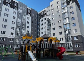 Продажа 2-ком. квартиры, 56.9 м2, Калининград, Суздальская улица, 15