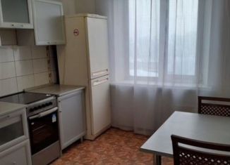 Сдам в аренду 2-ком. квартиру, 54 м2, Абакан, улица Чертыгашева, 152