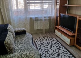Сдаю в аренду 2-комнатную квартиру, 40 м2, Дзержинск, улица Галкина, 2/38