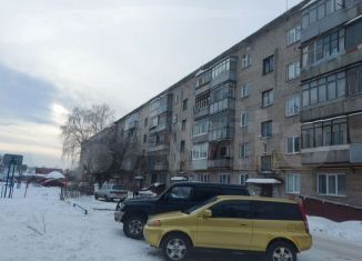 Продается двухкомнатная квартира, 44 м2, Новоалтайск, улица Гагарина, 22