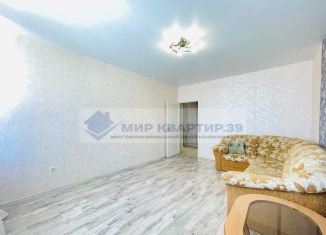 Продам 2-ком. квартиру, 62 м2, Калининград, Краснопрудная улица, 65