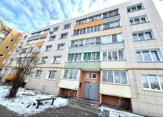 Продам 2-ком. квартиру, 54.9 м2, Московская область, улица Урицкого, 87А