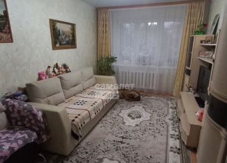 Продам 2-ком. квартиру, 52 м2, Чехов, Молодёжная улица, 5